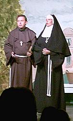 Pater und Schwester